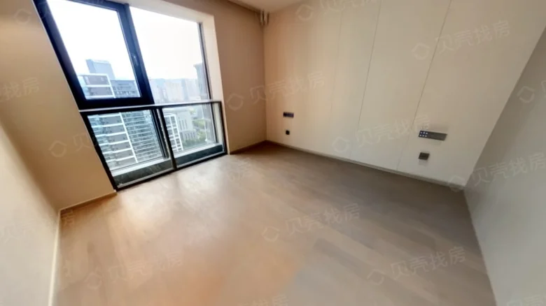 Greentown Deep Blue Mansion - View 1