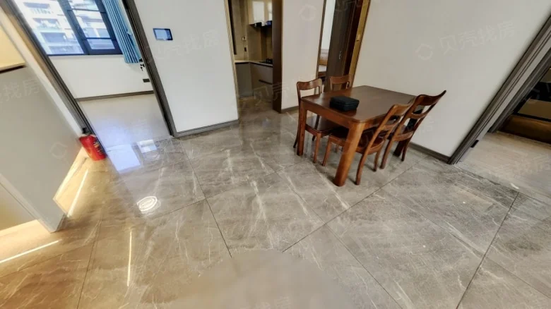 Forest Edge Lan Manor - View 3