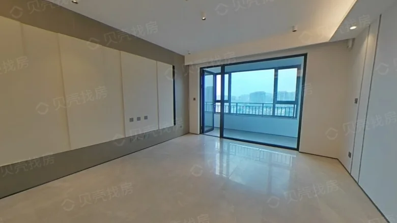 Dàyún Gǔ Láoshān Jīnmào Fū Dōngqū - View 3