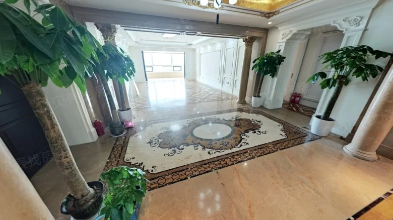 Wanda Mansion - View 5