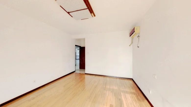 Ningle Tower - View 1