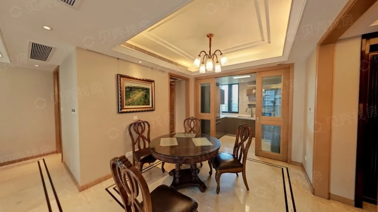 Everyone's Emerald City Golden Phoenix Mansion - View 2