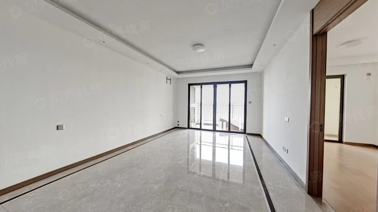 Longhu Risheng Yijing - View 3