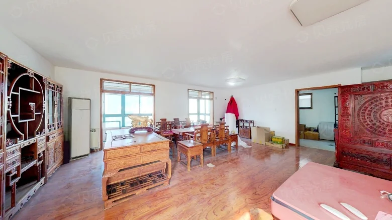 Ring Sea Apartments - View 2