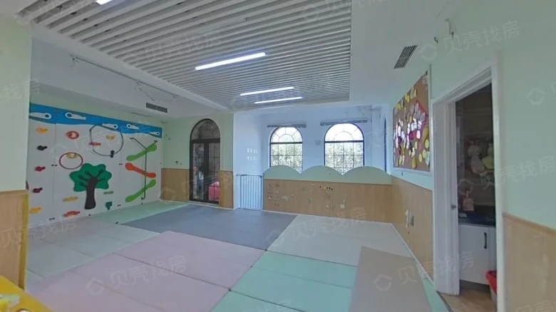 Green City Ideal City Blue Courtyard C Zone - View 1