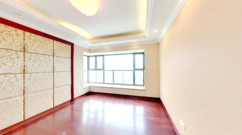 Evergrande Emperor's View - View 2