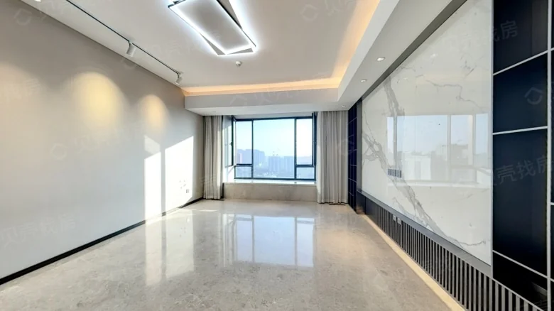 Academy One Courtyard - View 2