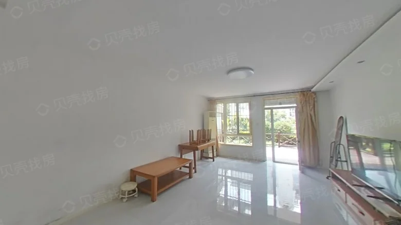 Biography Literary Apartment - View 3