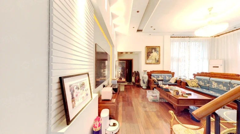 Qinlan Elegance Residence - View 2