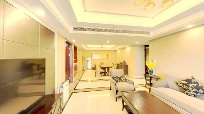 Elegant Ode Residence - View 1