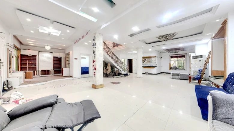 Swan Lake Holiday Resort - View 3