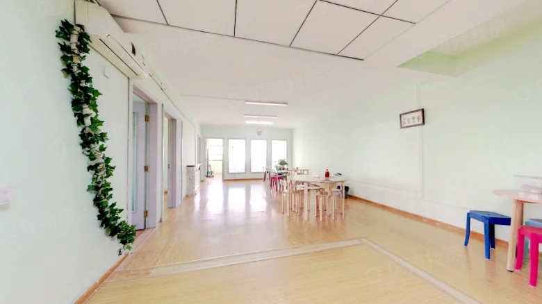 Silver Tower Building - View 1