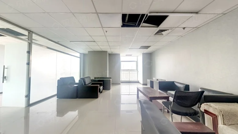 Aoteyiyi Building - View 1