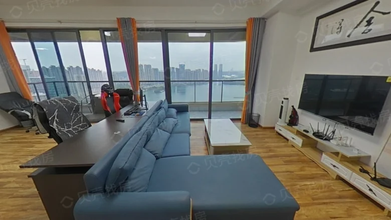 Outstanding Shallow Water Bay - View 2