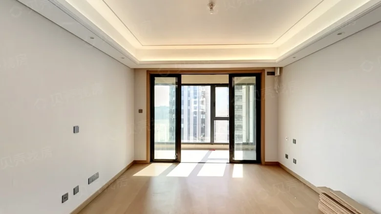 Shimao Splendid Li Lake Bay - View 1