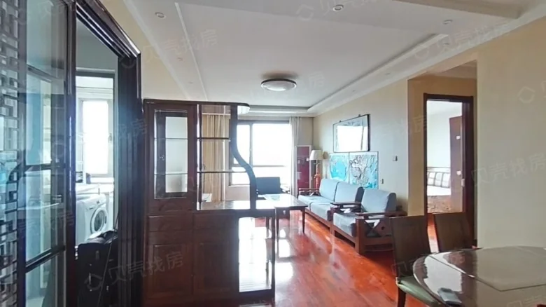 Vase Domain Mansion - View 1