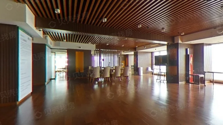 New World Fame Waterfall - View 8