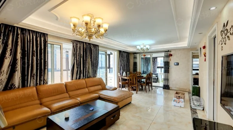 DeXin International Apartments - View 2