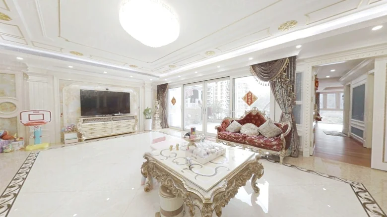 Lustrous Mountain Villa - View 2