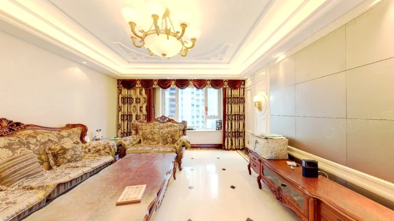 Crescent Estate Royale - View 3