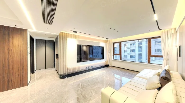 Yonghe Mansion - View 2