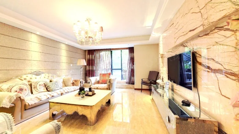 Qujiang Hotel Suite - View 3