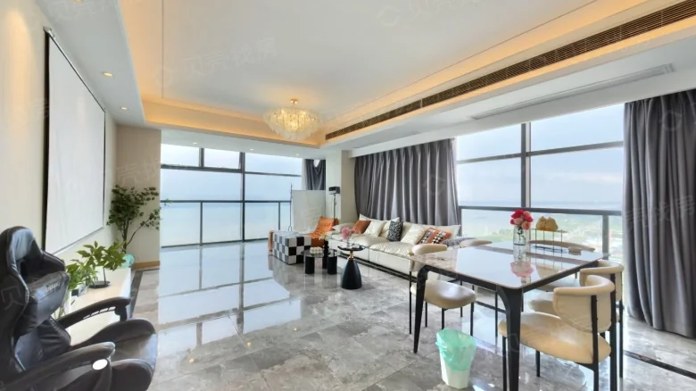 Wuhan River and Mountain - View 1