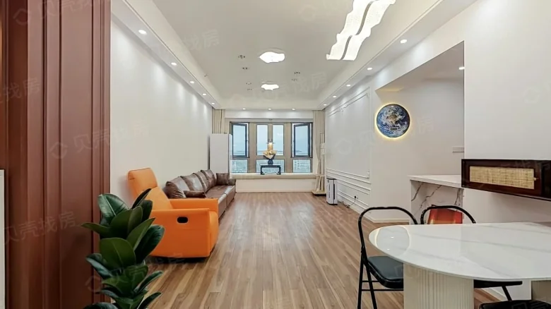 Cafu Waldon Mansion - View 1