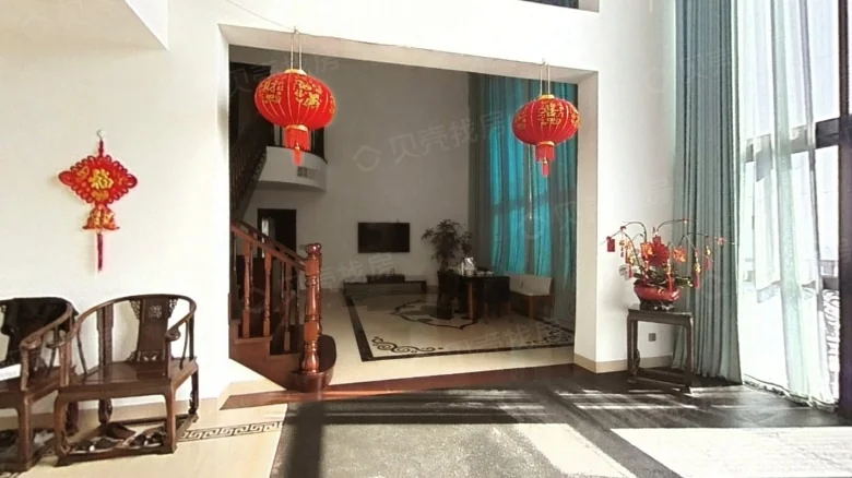 Imperial Royal City - View 2