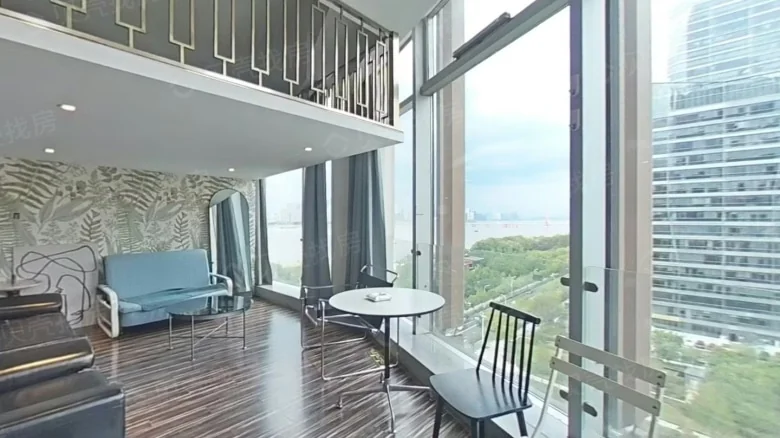 Riverfront Magnificence Court - View 1