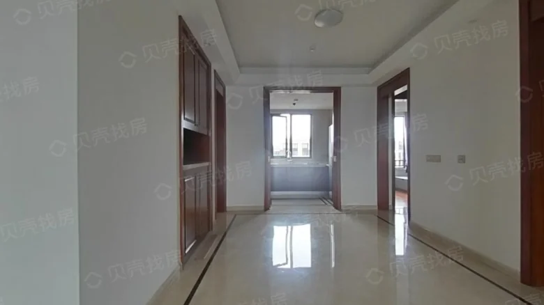 Jiangdong Jinmao Mansion - View 3