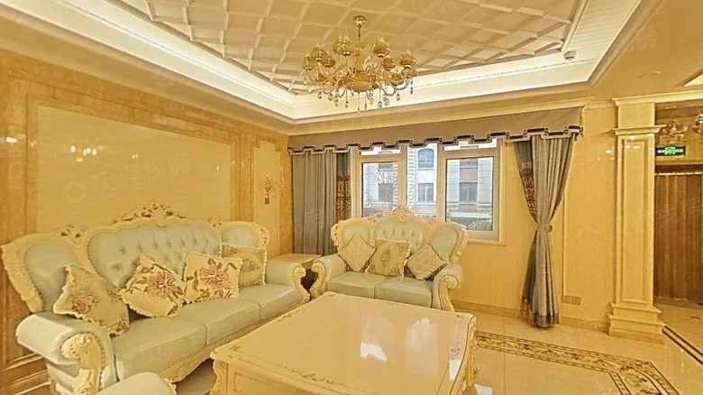 Qingdao Golden Sand Beach Impressions - View 1