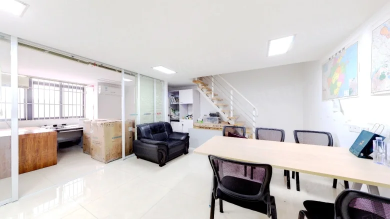 Orange Apartment - View 2