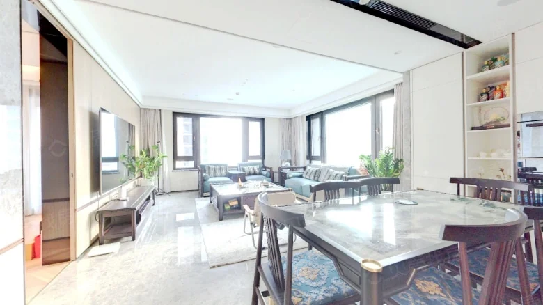 Silver Abundance Jade Seal City Dragon Mansion - View 2