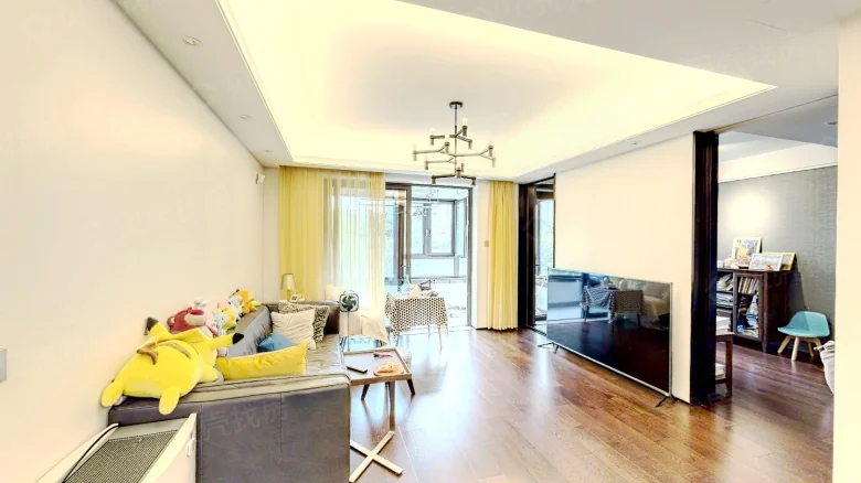 Vanke Legend by the Sea - View 1