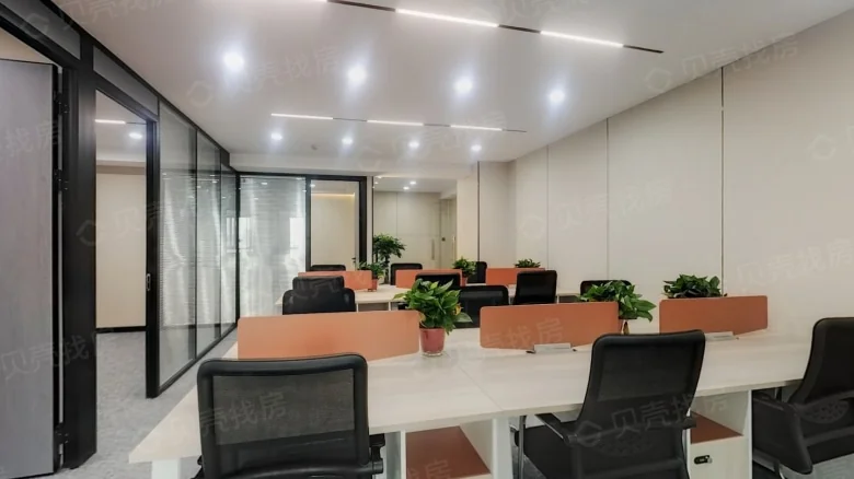 Zhongguang Commercial Building - View 2