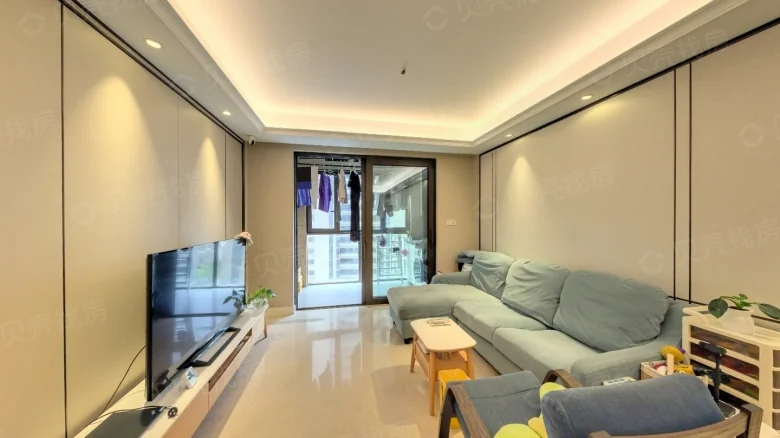 Lihu Jinmao Mansion - View 2