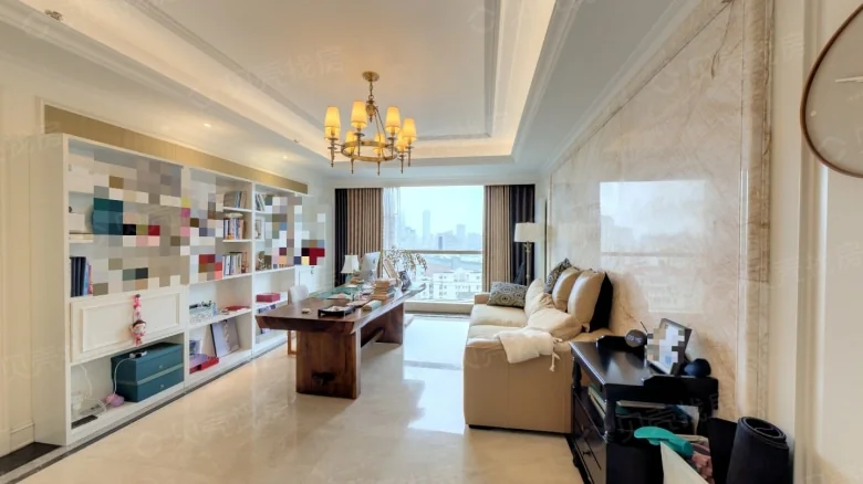 Suning Plaza Deluxe Suite - View 2