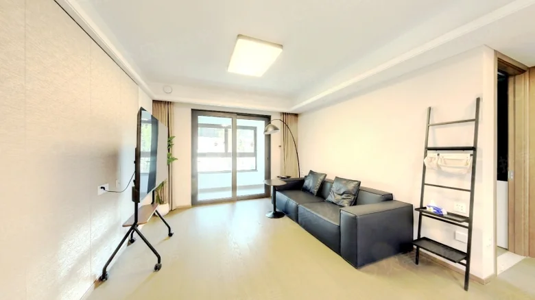 Rende Urban Starlight Elegance Court - View 2