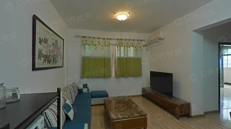 Silver Mountain Tower - View 1