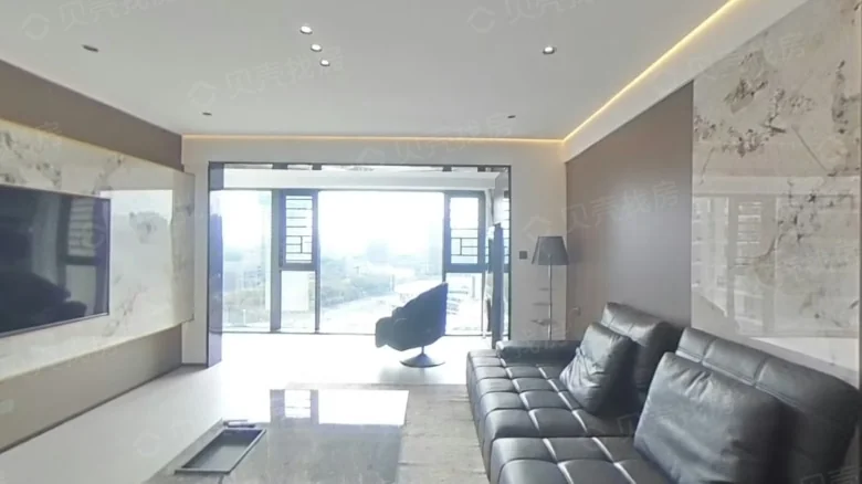 Lakeside Royal View Block D - View 1