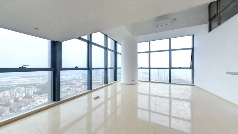 Port Shipping Center - View 3