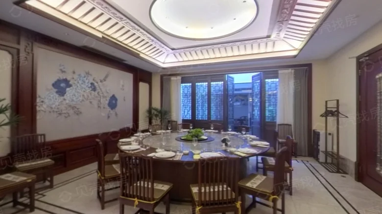 Elegant Residence Joyous Crossing - View 1