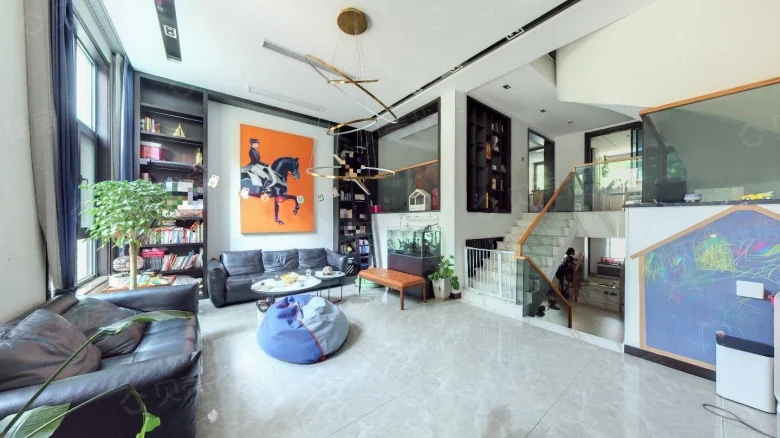 Mountain View Prestige Residence - View 3