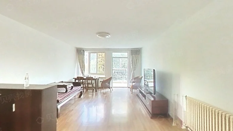 Biography Literature Apartment - View 1