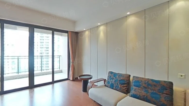 Renaissance Riverside Bay - View 1