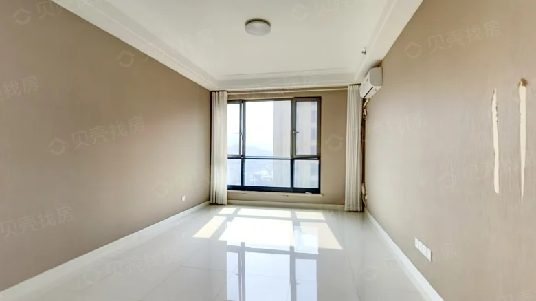 River Breeze Riverside - View 1