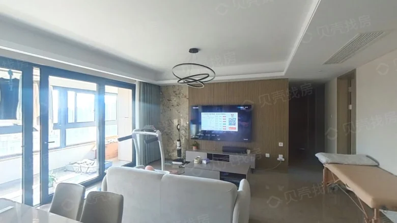 Renesas City Starlight - View 1