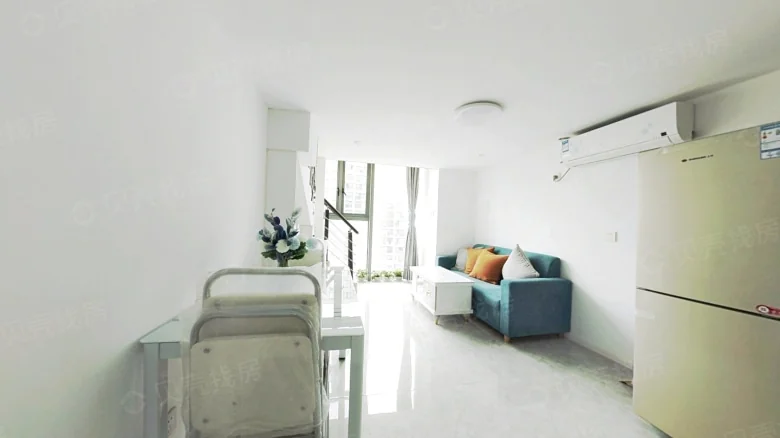 1872 Garden Lane - View 1