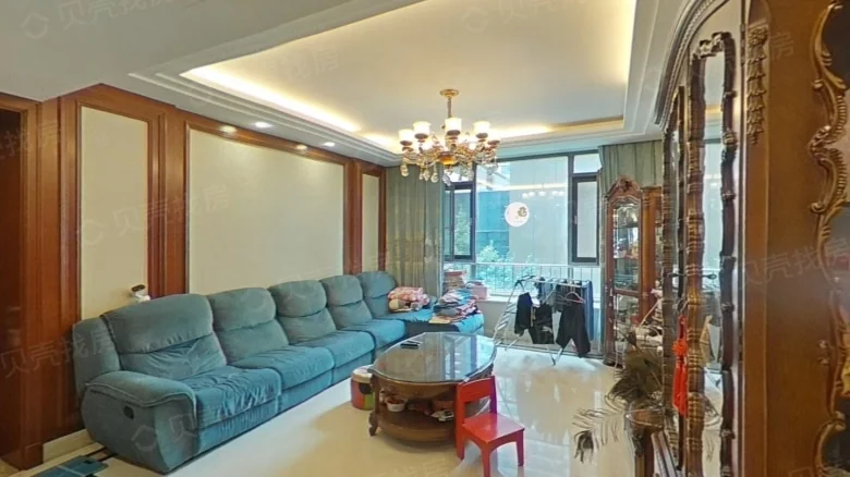 Elegance Praise Residence - View 1